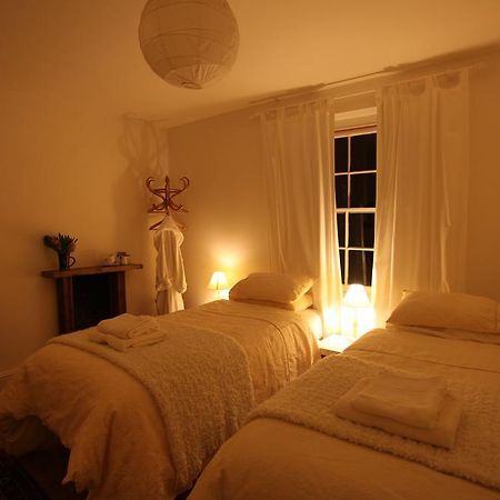 Moon In The Apple Tree Bed and Breakfast Glastonbury Rum bild