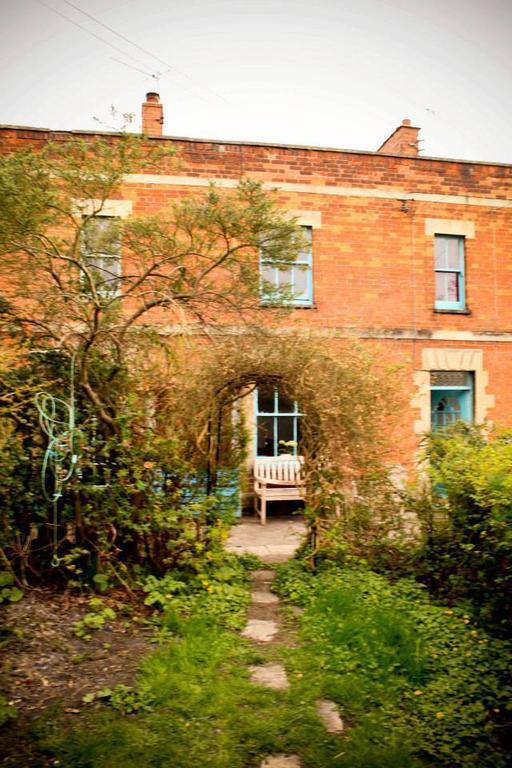 Moon In The Apple Tree Bed and Breakfast Glastonbury Exteriör bild